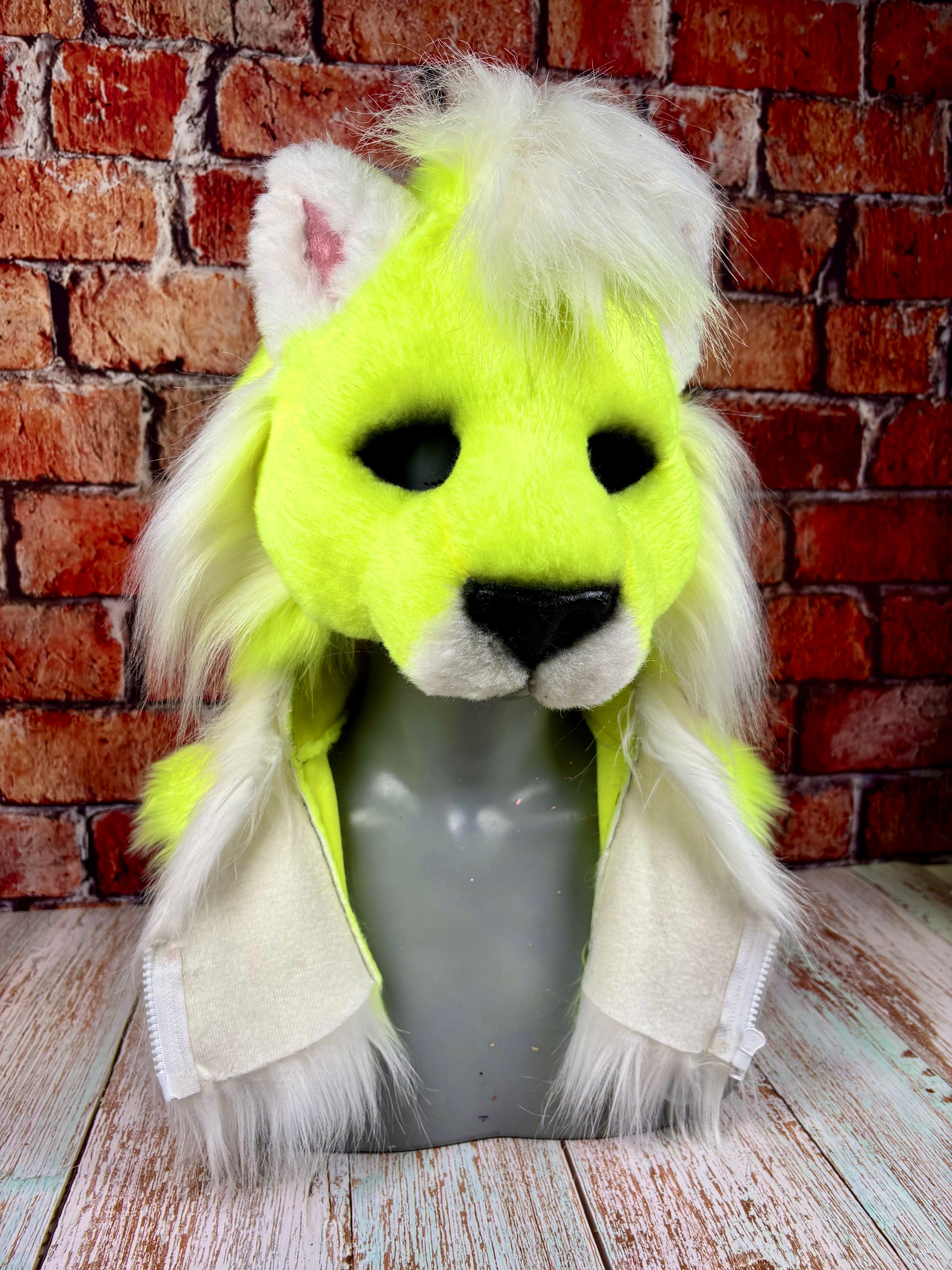Therein/Bearskin LARP Mask & Tail Set - UV Yellow Cat